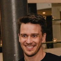 Tim Isbister's profile picture